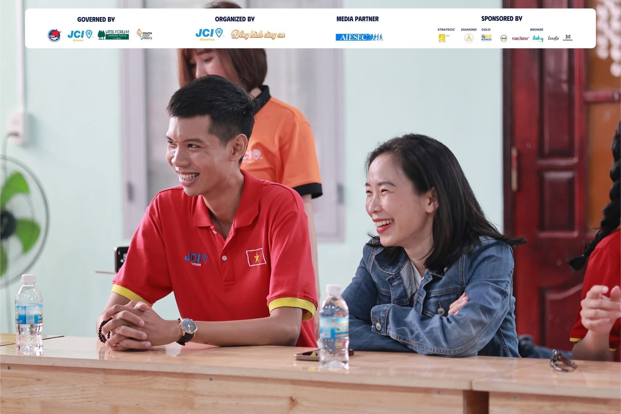 Dấu Chân Tuổi Trẻ 2025 | Beside You – Đồng Hành Cùng Em Lan Tỏa Giá Trị Yêu Thương 