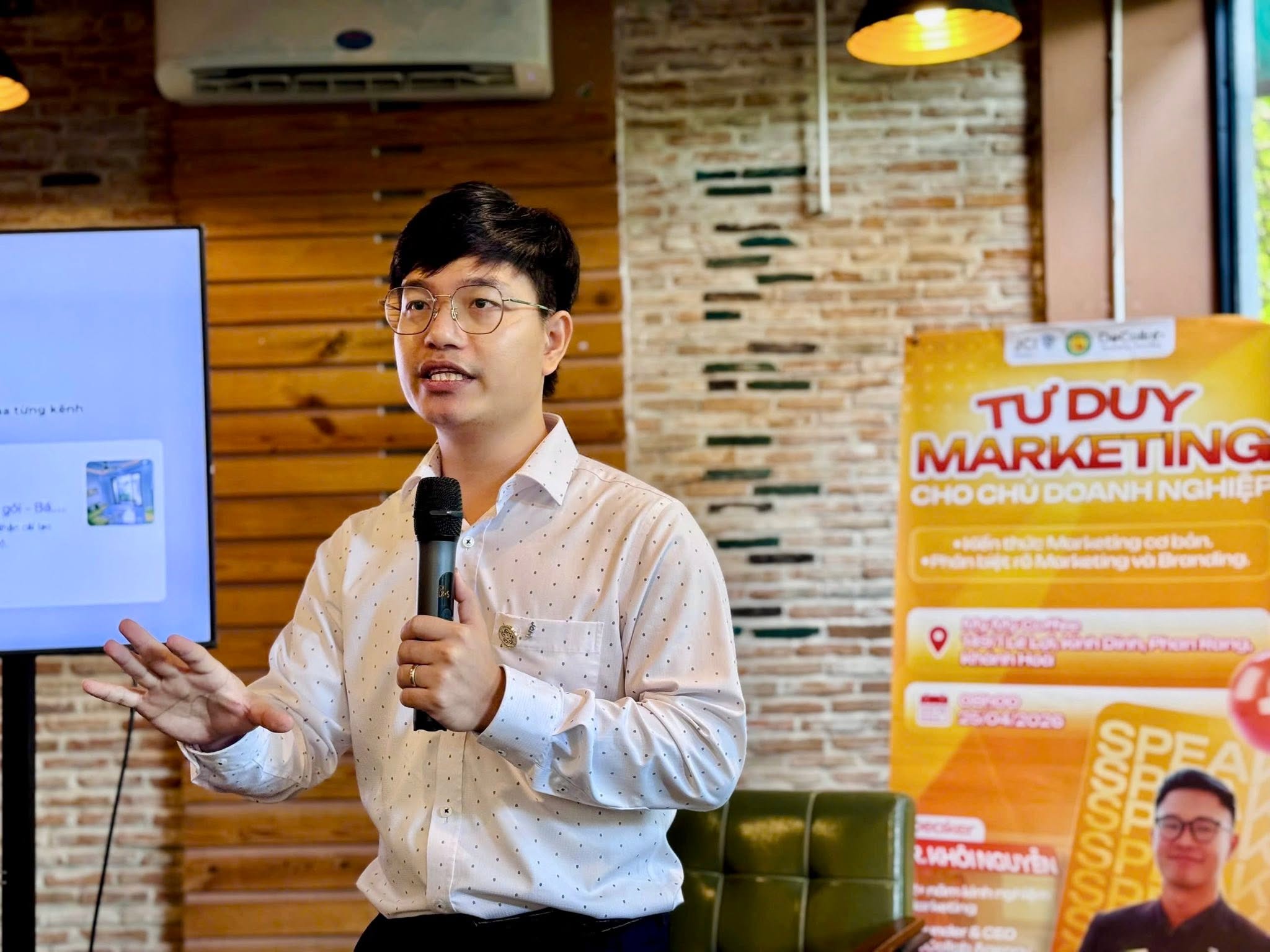 Workshop "Tư Duy Marketing Cho Chủ Doanh Nghiệp" – JCI Khanhhoa Lan Tỏa Kiến Thức Marketing Thực Chiến Tại Khu Vực Nam Khánh Hòa 