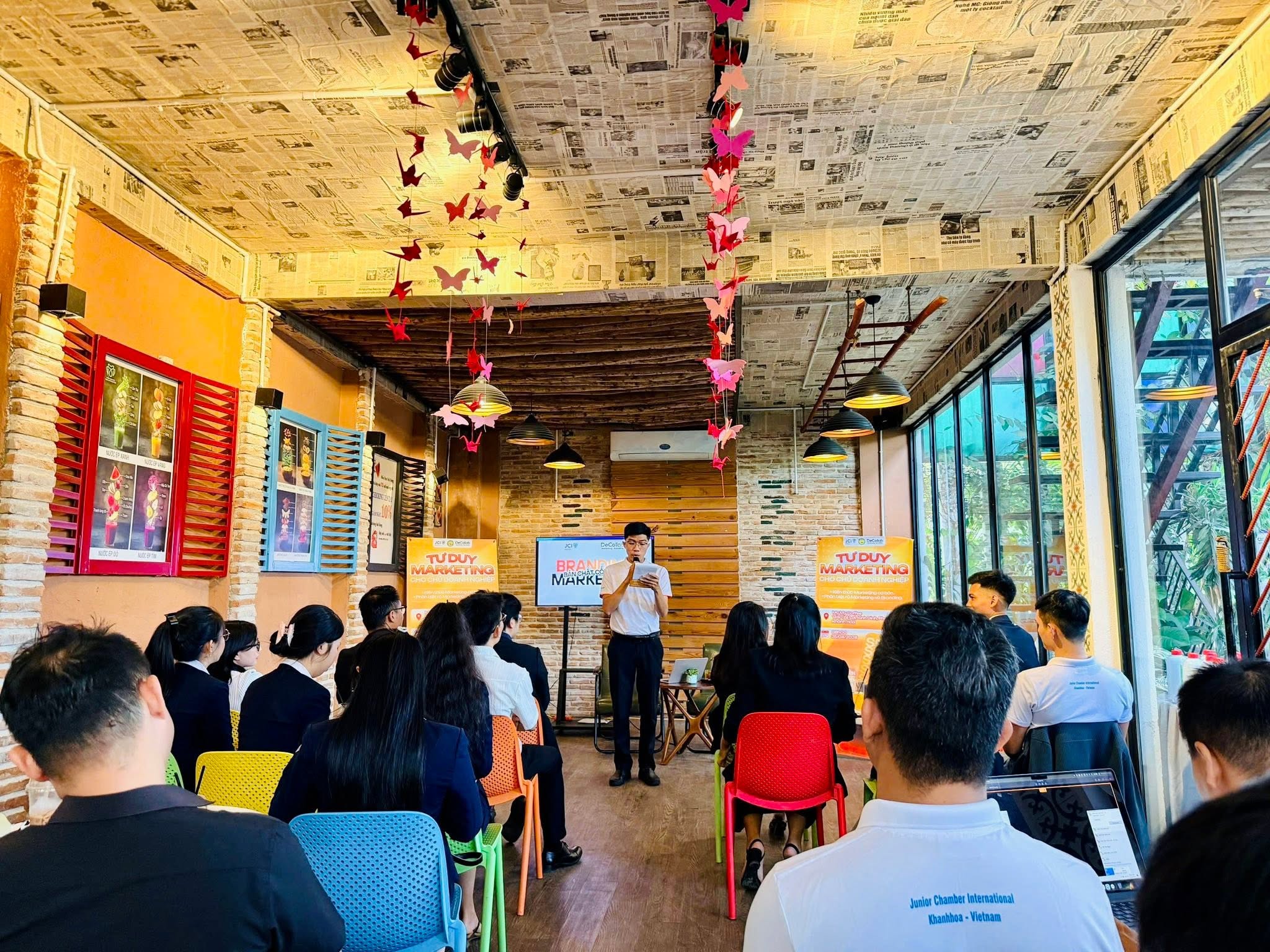 Workshop "Tư Duy Marketing Cho Chủ Doanh Nghiệp" – JCI Khanhhoa Lan Tỏa Kiến Thức Marketing Thực Chiến Tại Khu Vực Nam Khánh Hòa 